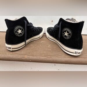 Chuck Taylor black sherpa converse